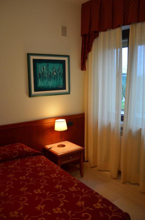 Hotel Olioso Peschiera del Garda Pokój zdjęcie