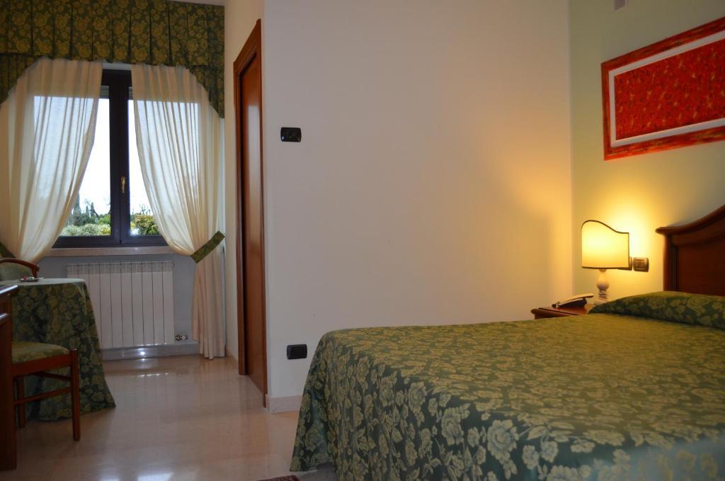 Hotel Olioso Peschiera del Garda Pokój zdjęcie
