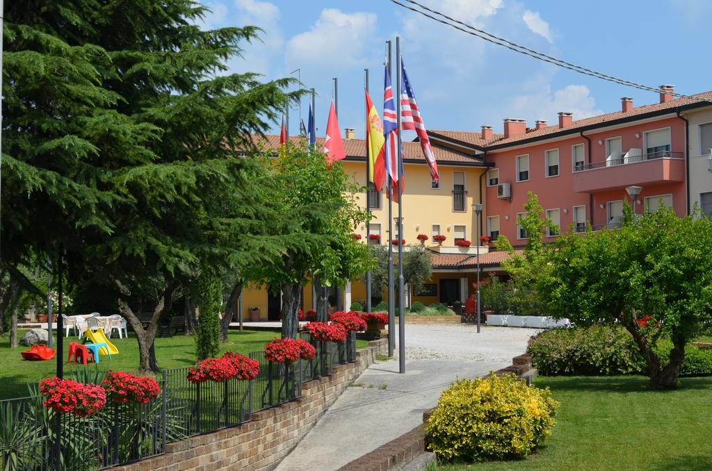 Hotel Olioso Peschiera del Garda Zewnętrze zdjęcie